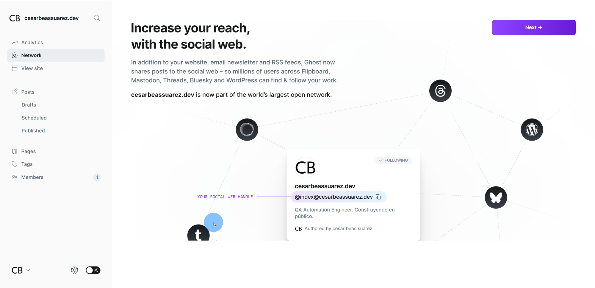 Interfaz de administración de Ghost mostrando la configuración del sitio