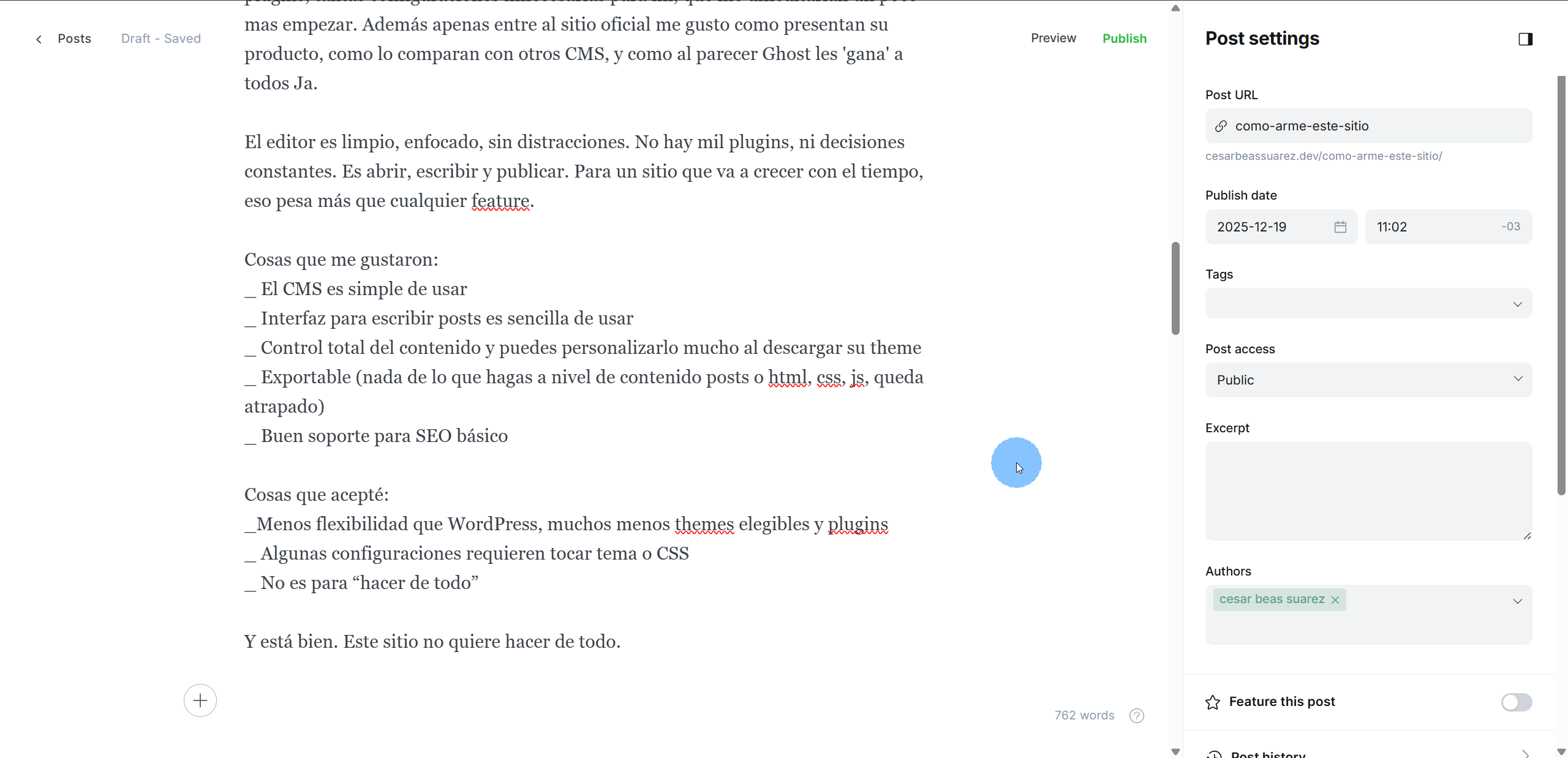 Editor de Ghost mostrando el contenido del post y sus ajustes