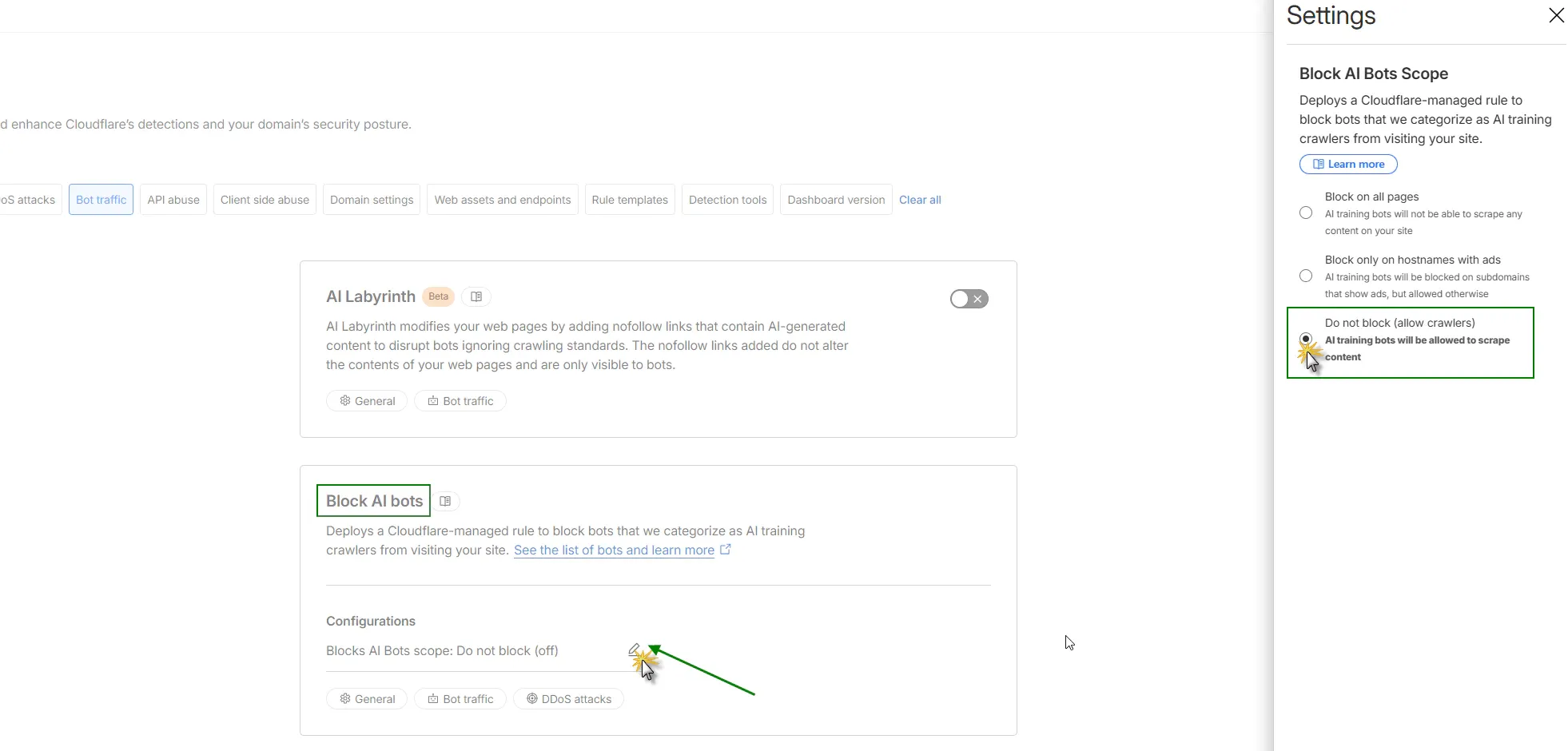 Cloudflare Settings mostrando Block AI bots configurado en Do not block (allow crawlers) con panel de configuración abierto