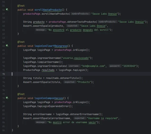 LoginTest en IntelliJ mostrando tests scrollHastaProducto loginConClearYReingreso y loginConCamposVacios usando metodos de ProductsPage y LoginPage